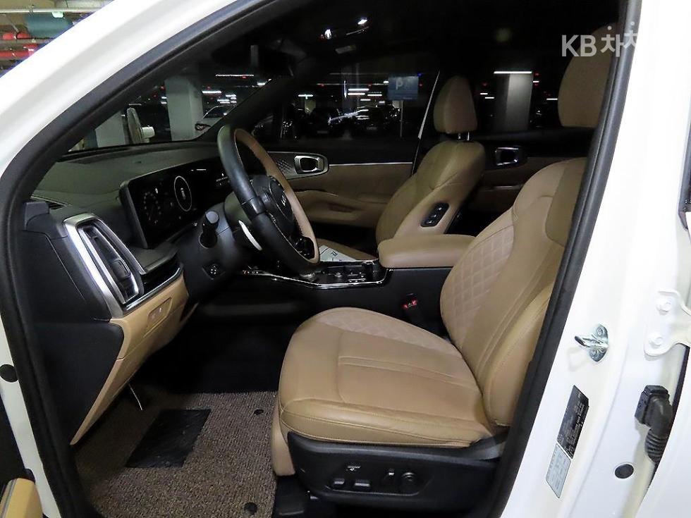 2025 - kia sorento