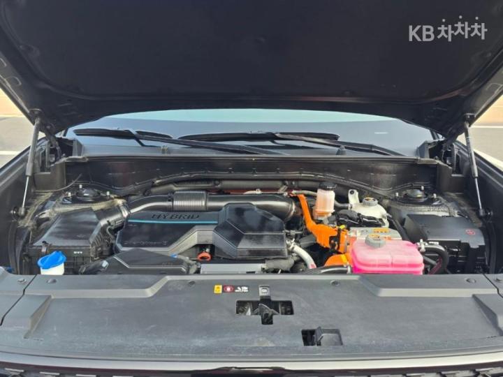 Hyundai Santa Fe The Hybrid MX5 1.6T HEV AWD Black Ink 6