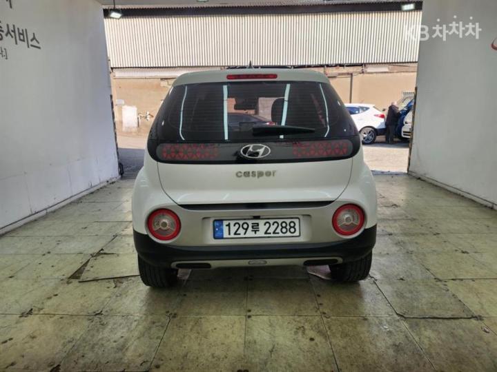 Hyundai Casper 1.0 Gasoline Modern 5