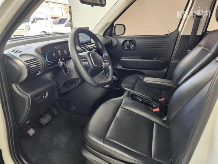 Hyundai Casper 1.0 Gasoline Modern 9