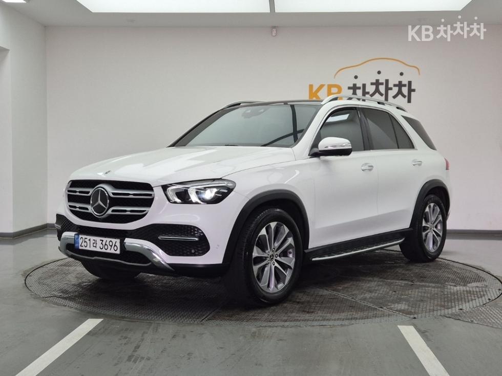 Mercedes-Benz GLE (V167) 300 d 4Matic - фото 1