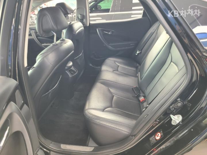 Hyundai Grandeur Hybrid Premium 7