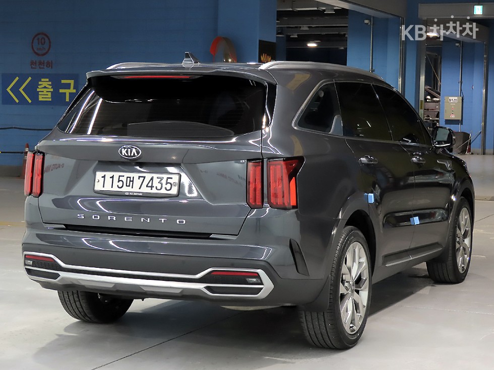 2021 - kia sorento