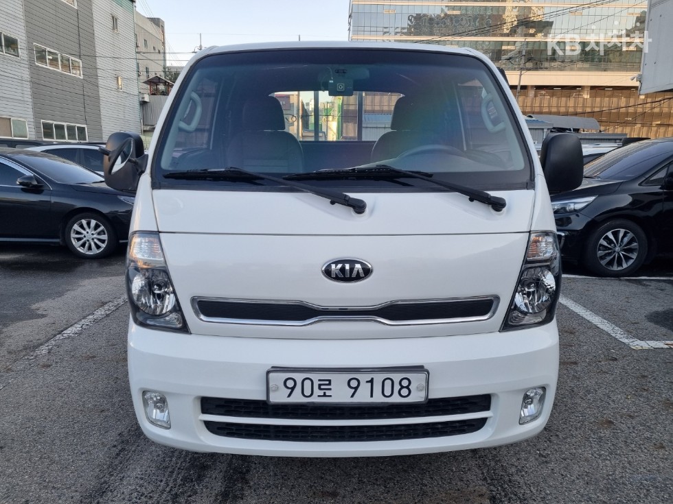 2016 - kia bongo iii