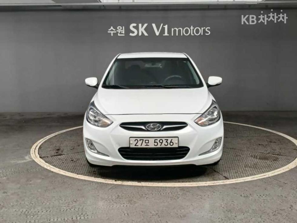 2012 hyundai accent