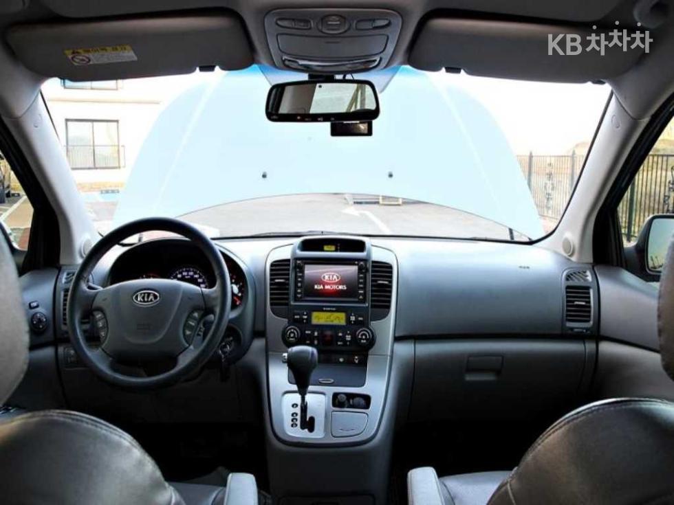 2012 - kia carnival
