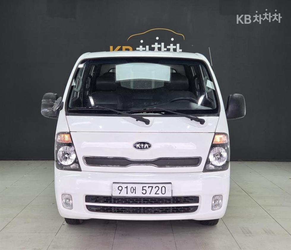 2012 - kia bongo iii