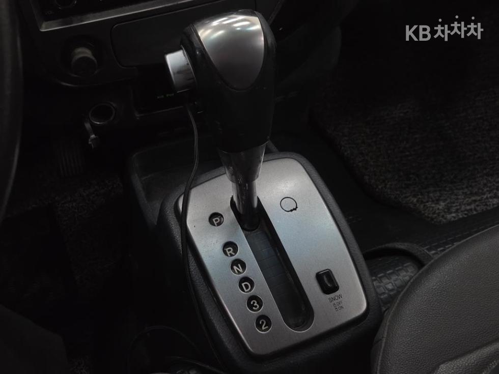 2012 - kia bongo iii