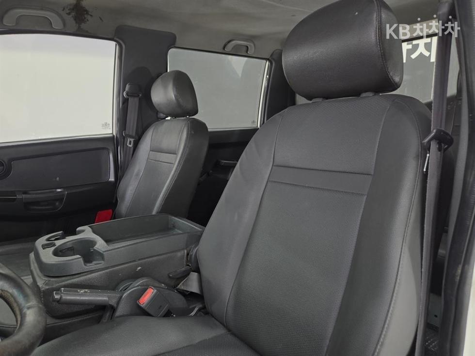 2012 - kia bongo iii