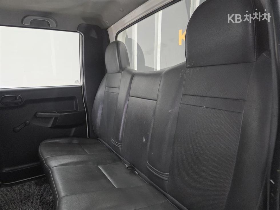 2012 - kia bongo iii