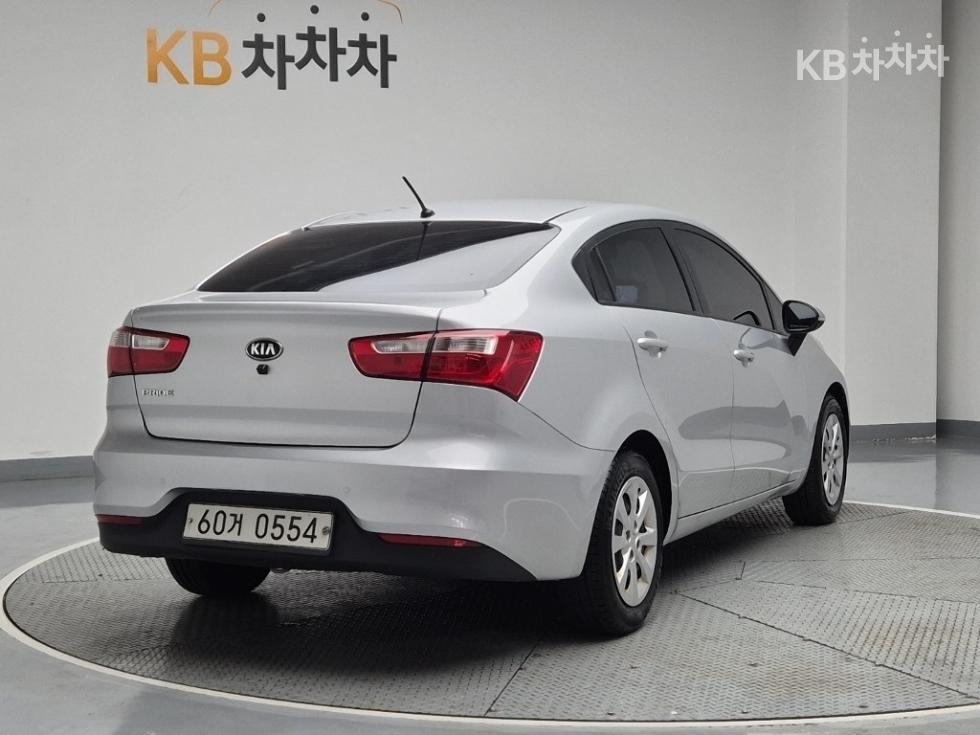 2016 - kia pride