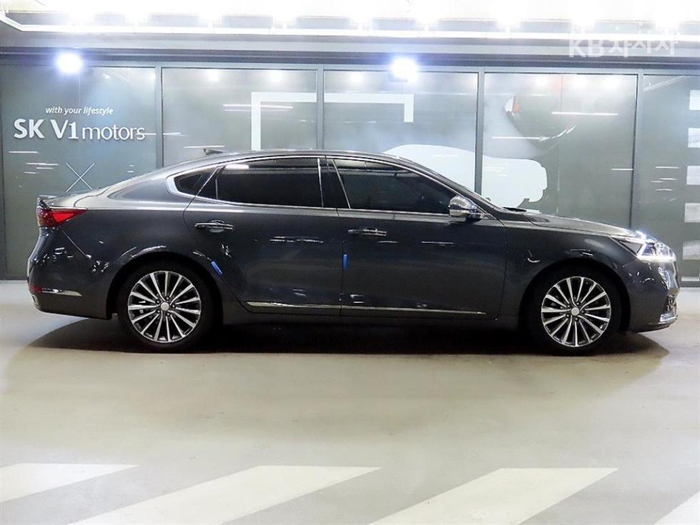 2019 - kia k7