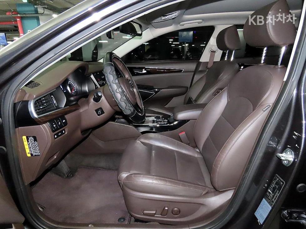 2019 - kia k7