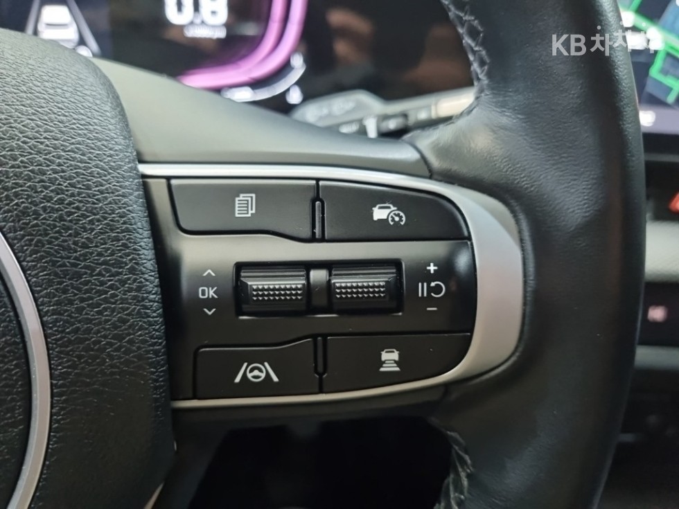 2023 - kia sportage