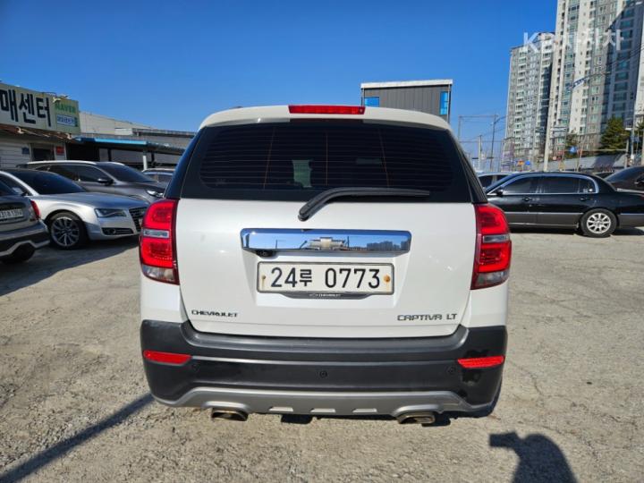 Chevrolet Captiva 2WD LT Premium 6