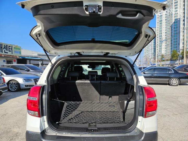 Chevrolet Captiva 2WD LT Premium 8