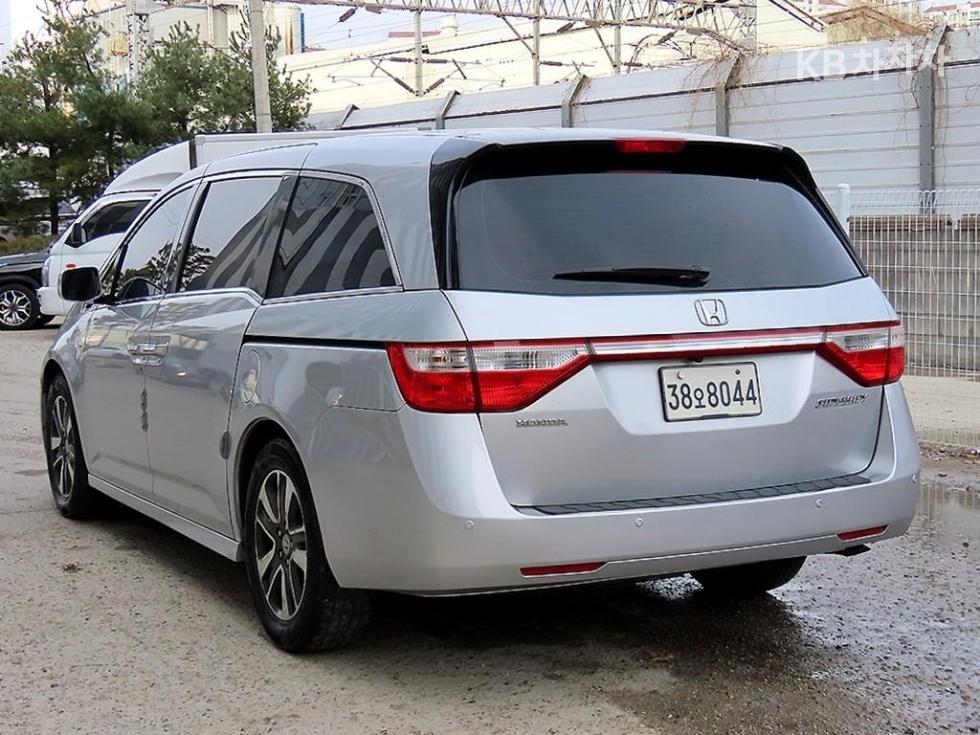 2013 - honda odyssey