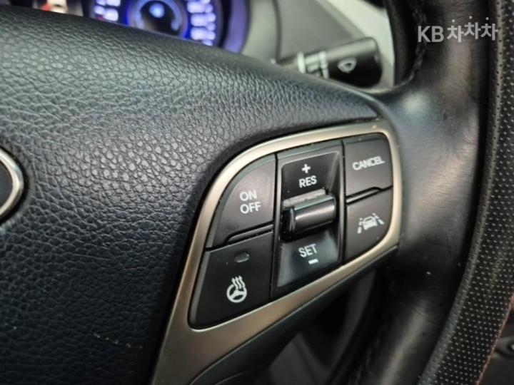 Hyundai Grandeur Hybrid Premium 8