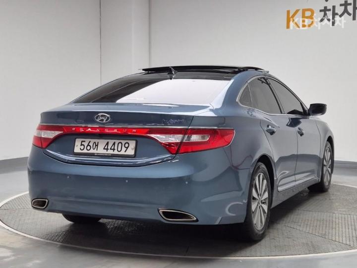 Hyundai Grandeur Hybrid Premium 4