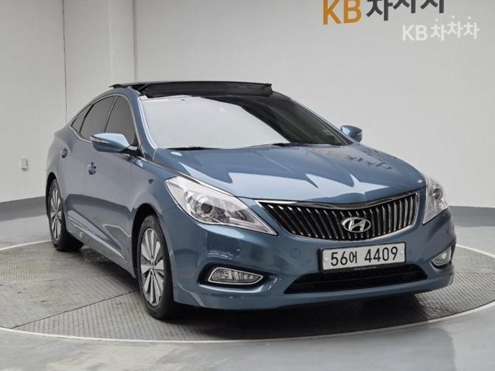 Hyundai Grandeur Hybrid Premium 5