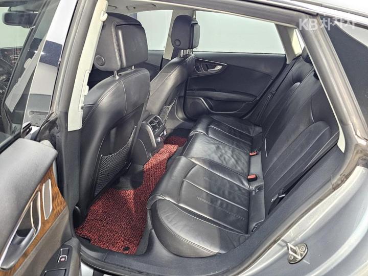 Audi A7 3.0 TFSI Quattro Dynamic 10