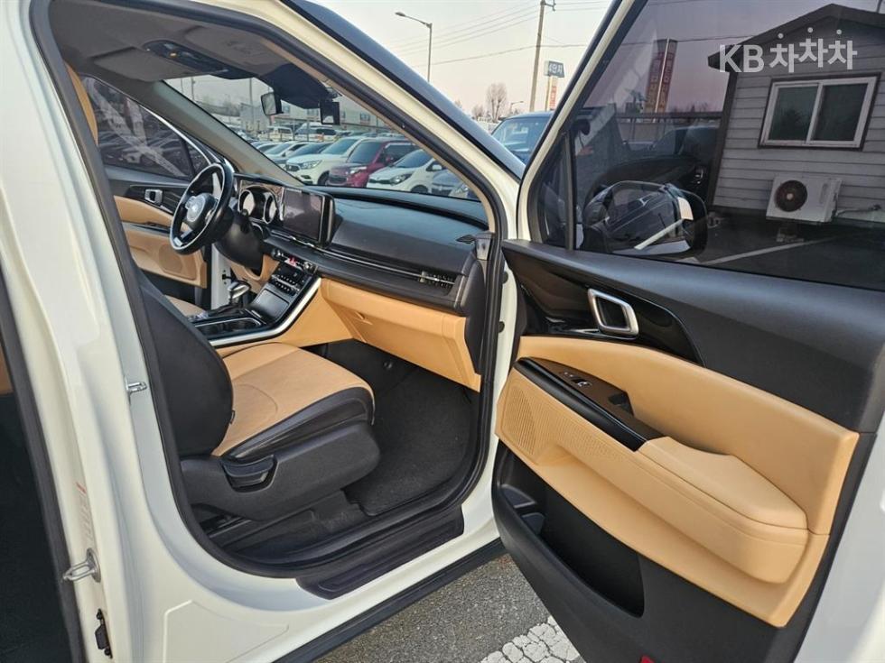 2021 - kia carnival