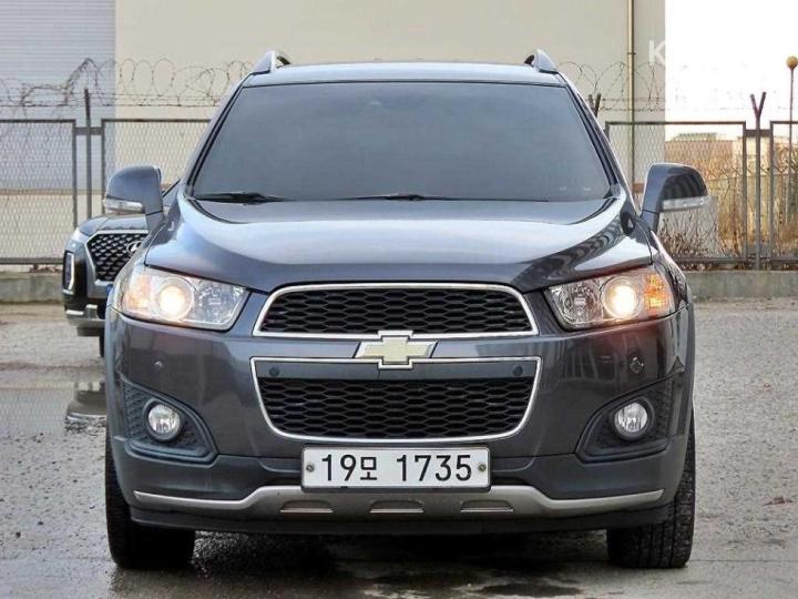 Chevrolet Captiva 2WD LT Premium