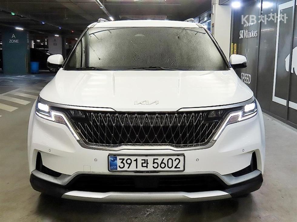 2023 - kia carnival