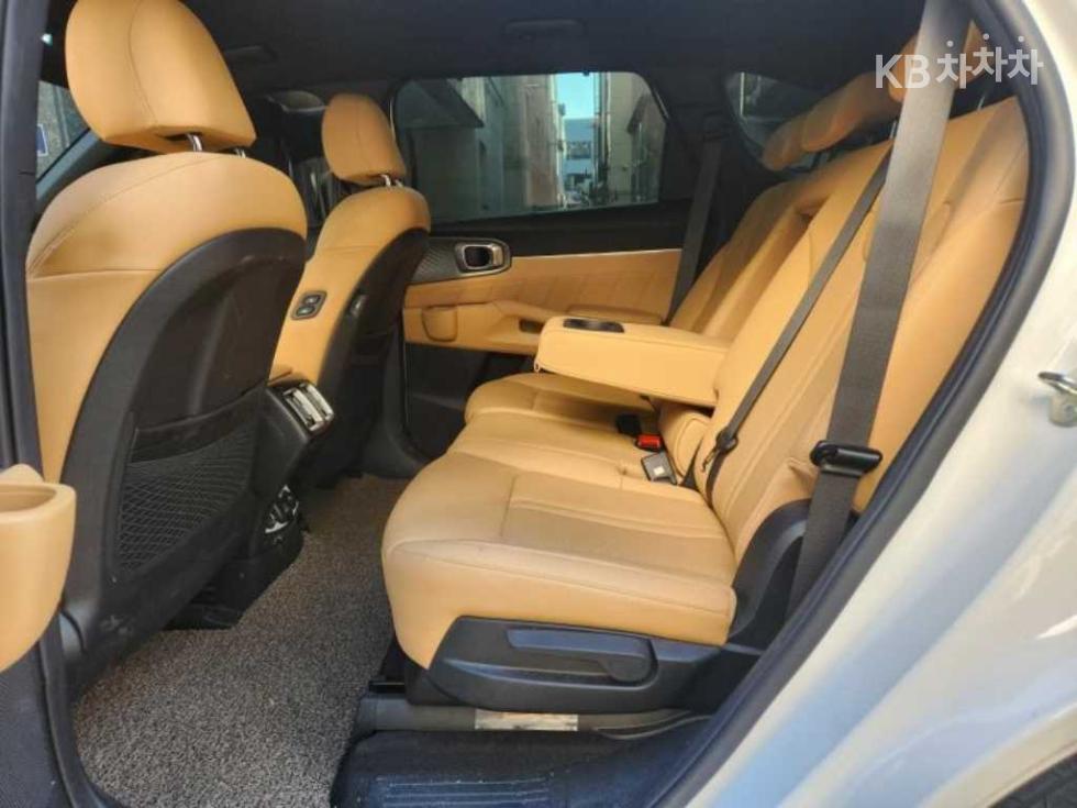 2023 - kia sorento