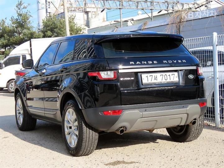 Land Rover Range Rover Evoque 5 Duo 2.0 TD4 SE 4