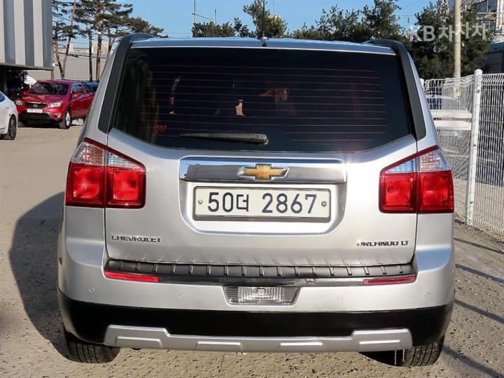 Chevrolet Orlando LT Premium 5