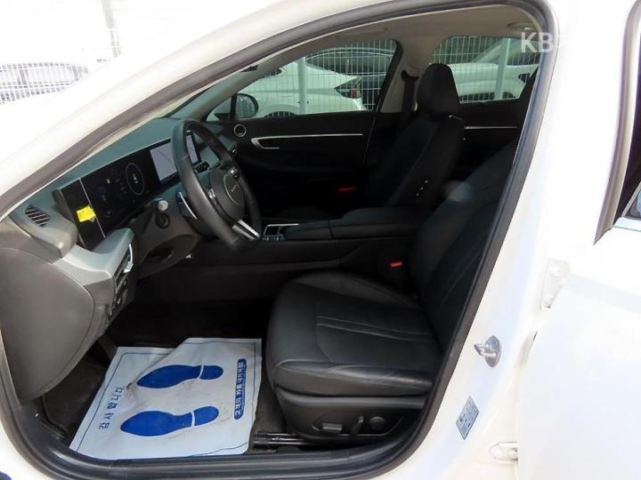 Hyundai Sonata The Edge DN8 2.0 LPG Business 2 6