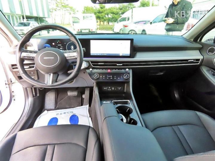 Hyundai Sonata The Edge DN8 2.0 LPG Business 2 8