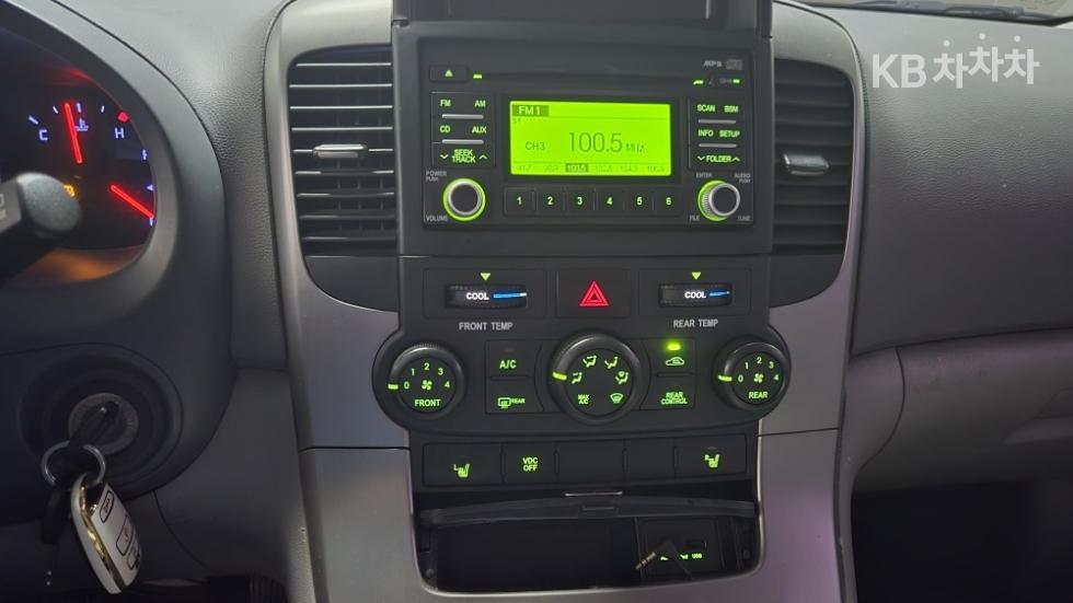 2012 - kia carnival