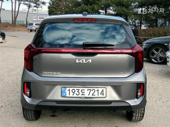 Kia Morning 1.0 Gasoline Van Prestige - фото 4