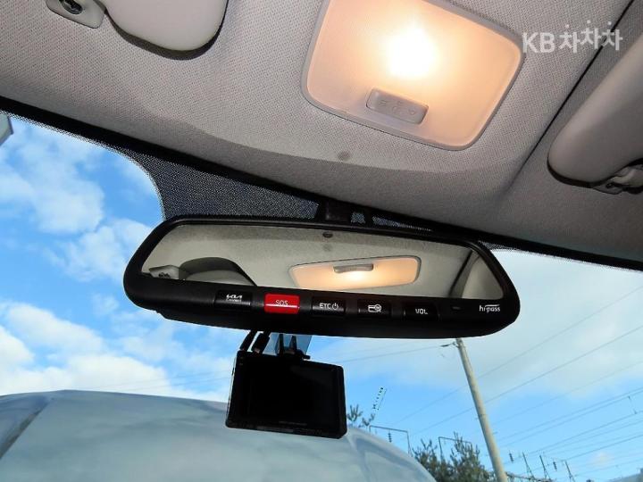 Kia Morning 1.0 Gasoline Van Prestige - фото 16