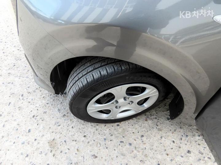 Kia Morning 1.0 Gasoline Van Prestige - фото 19