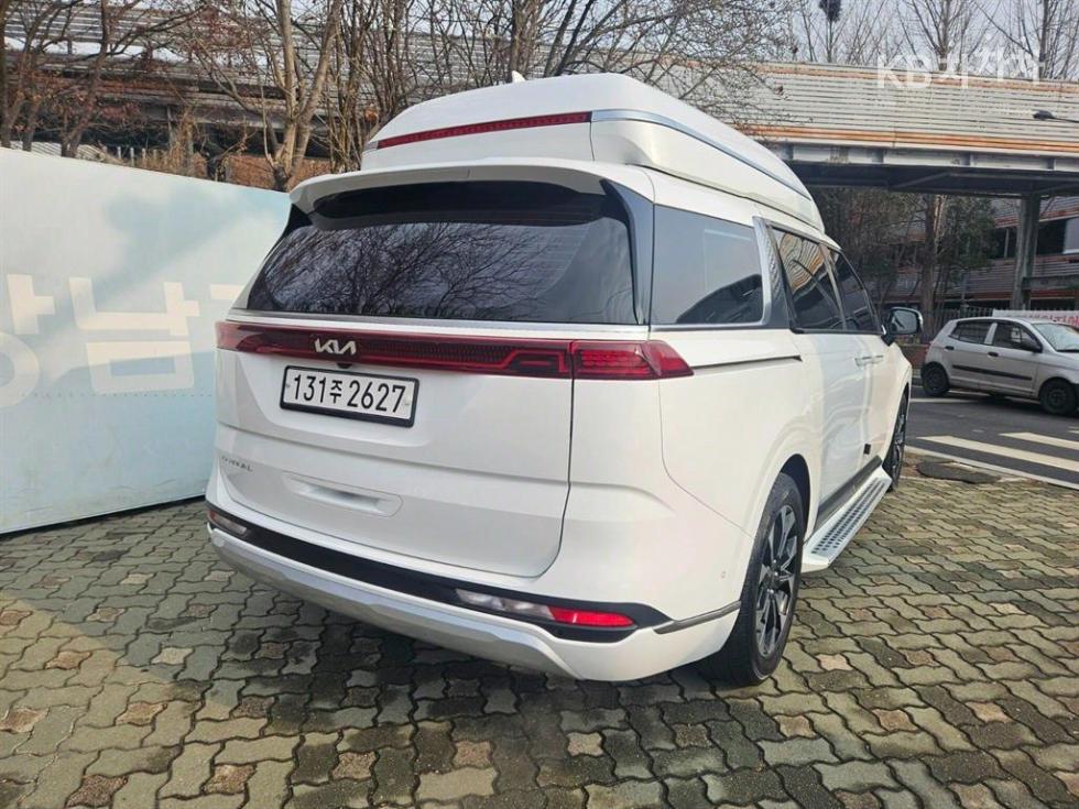 2022 - kia carnival