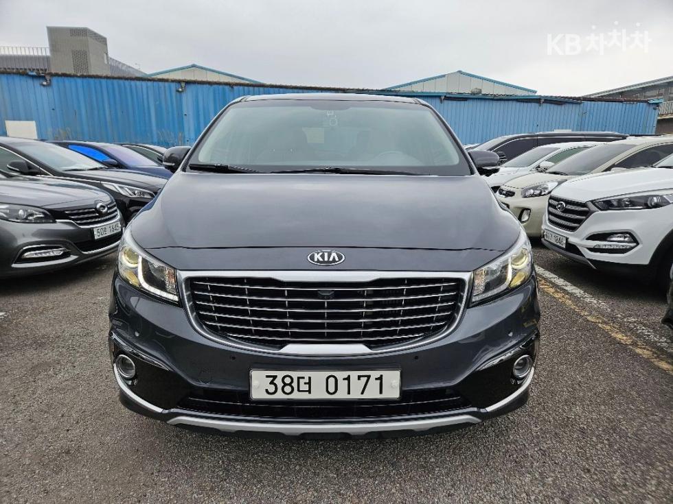 2016 - kia carnival