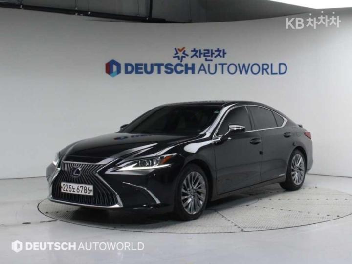 Lexus ES New Generation 300h Supreme