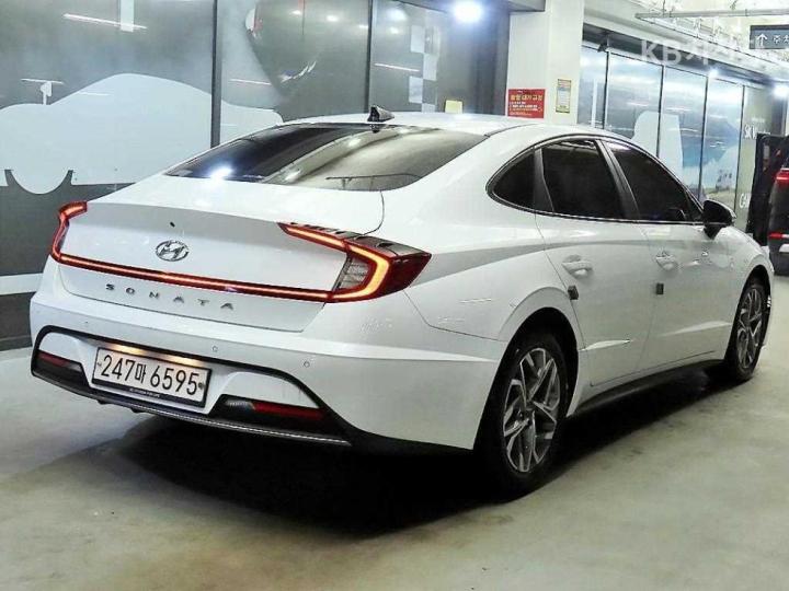 Hyundai Sonata 2.0 Premium Family - фото 4