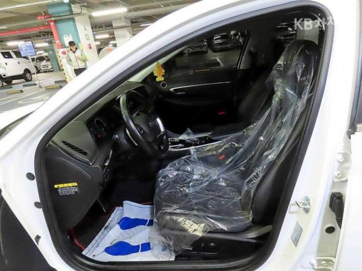 Hyundai Sonata 2.0 Premium Family - фото 6