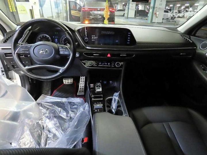 Hyundai Sonata 2.0 Premium Family - фото 10