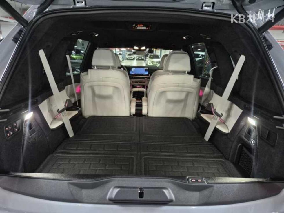 BMW X7 — miniaturë 5