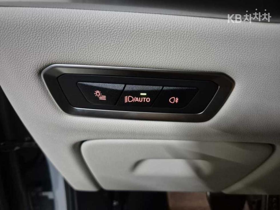 BMW X7 — miniaturë 11