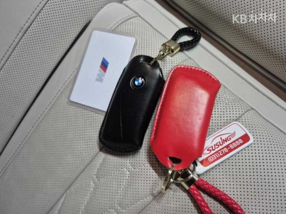 BMW X7 — miniaturë 18