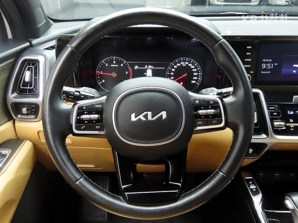 2022 - kia sorento