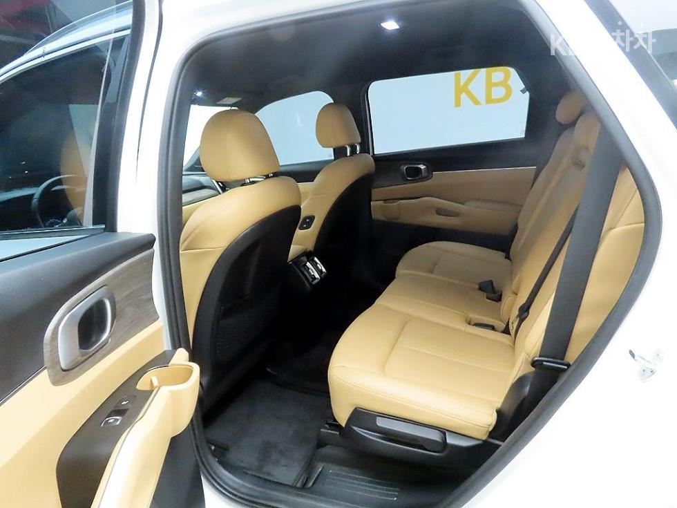 2022 - kia sorento