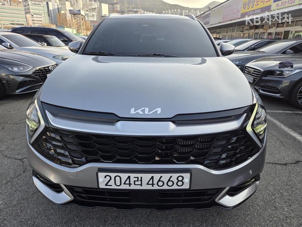 2022 - kia sportage