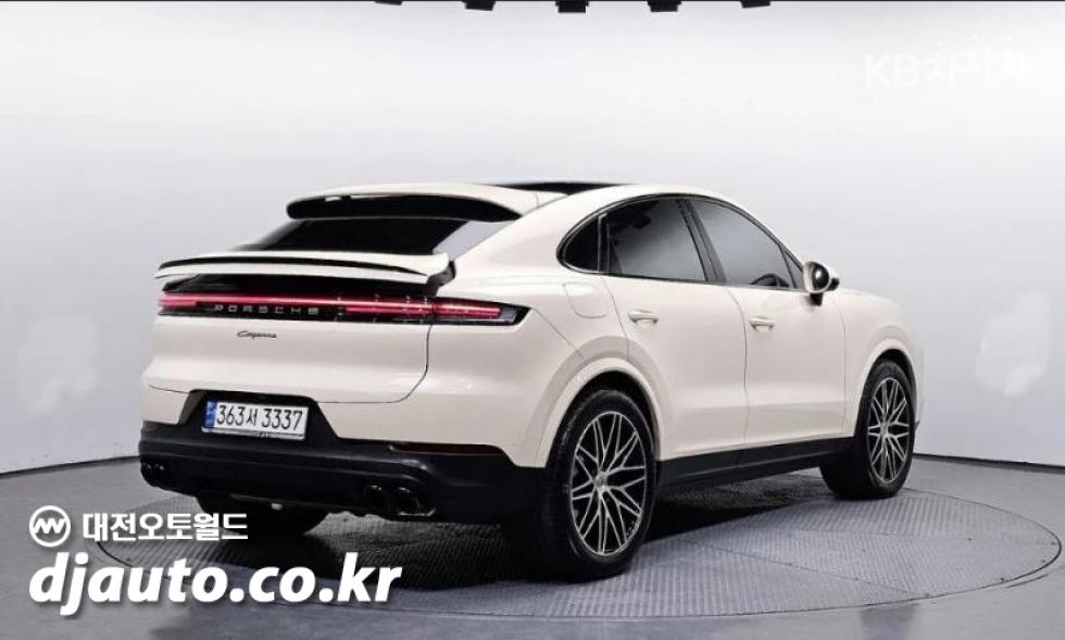 Porsche Cayenne — miniaturë 2